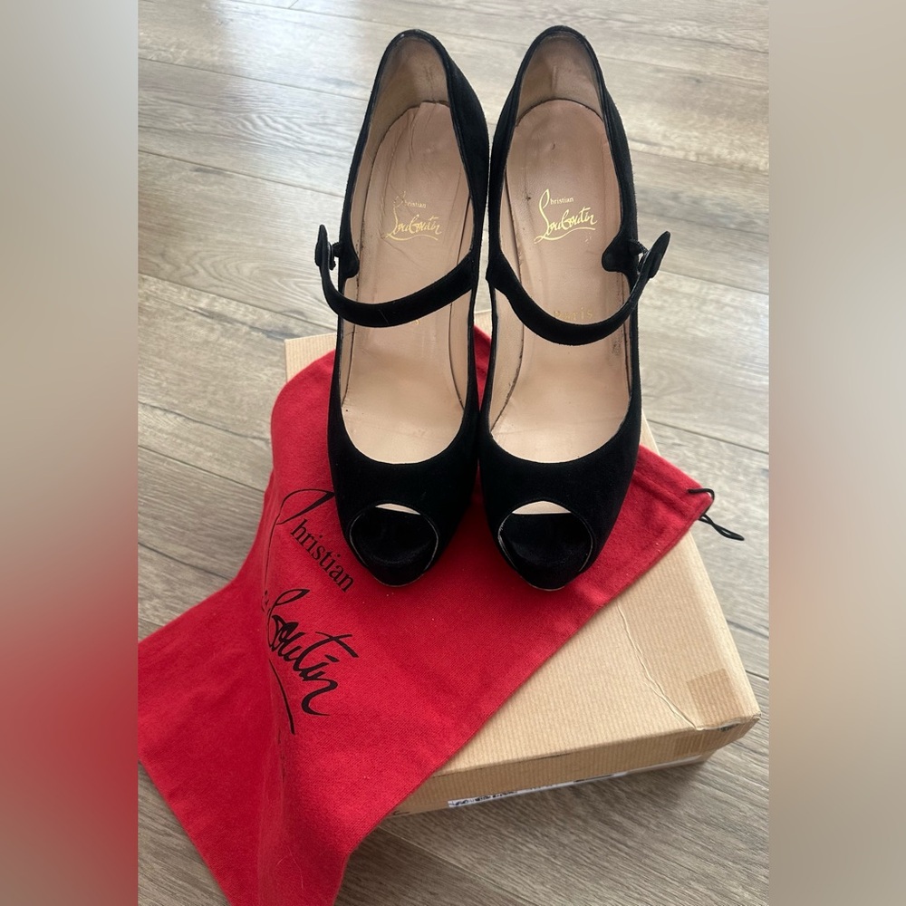 Authentic Christian Louboutin black platform open toed heels, size 8.5/39.5 EUR